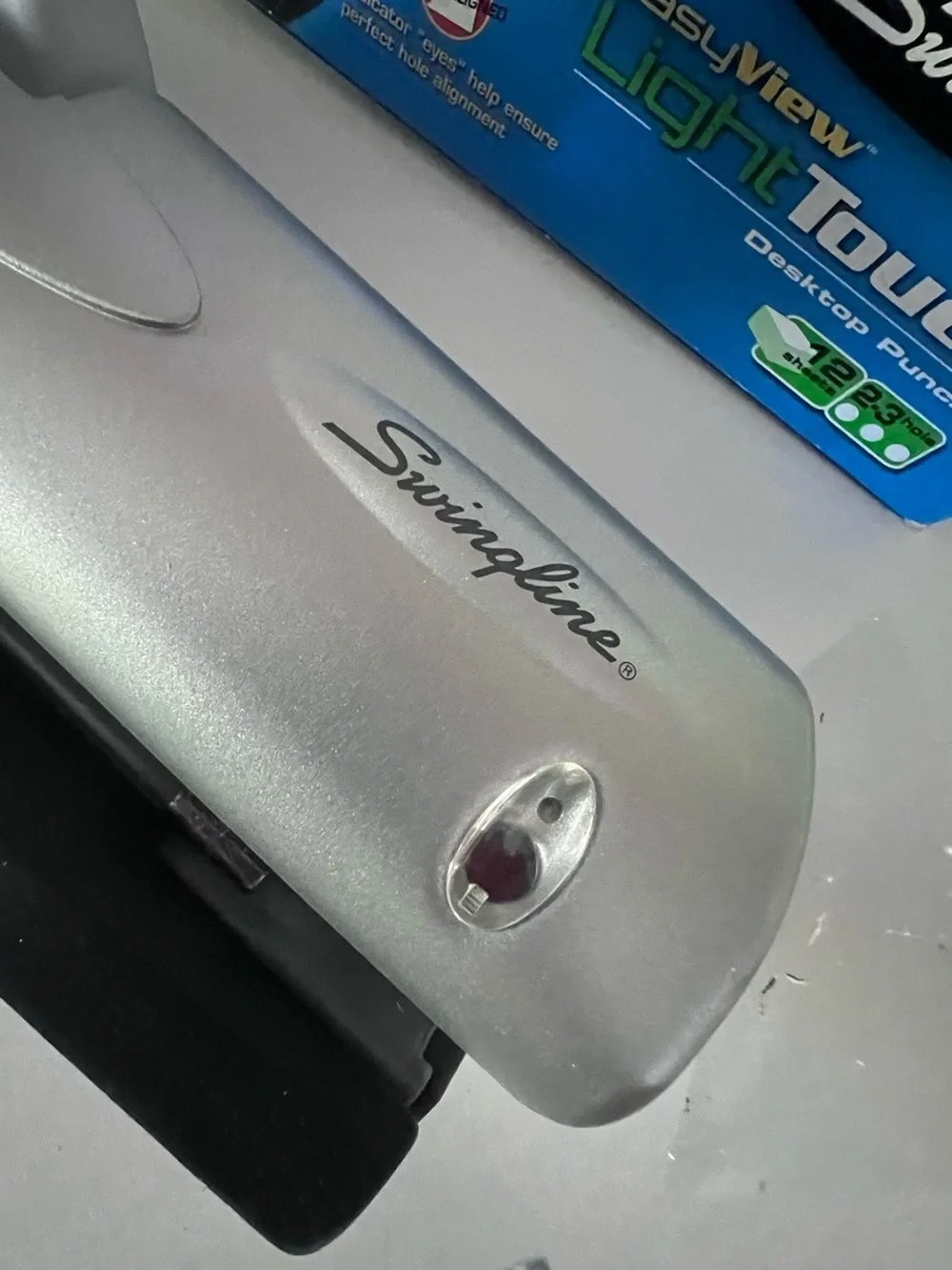 Swingline EasyView LightTouch Desktop Hole Punch NIB